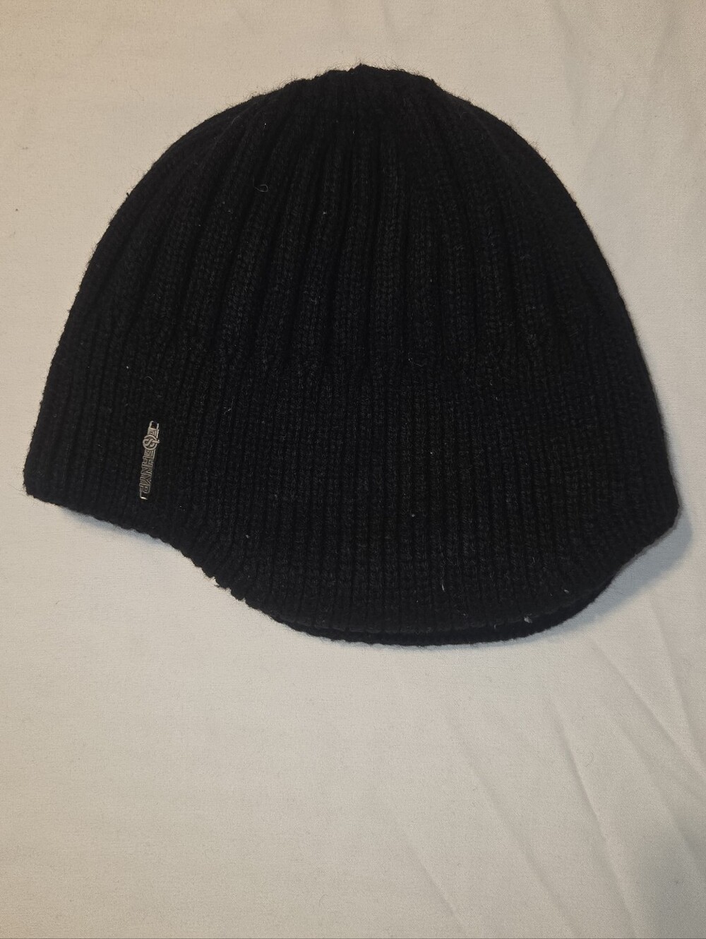 Black Ribbed Knit Beanie Hat - Picture 1 of 3